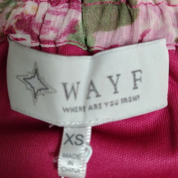 WAYF Floral Off the Shoulder Top - Picture 2 of 10